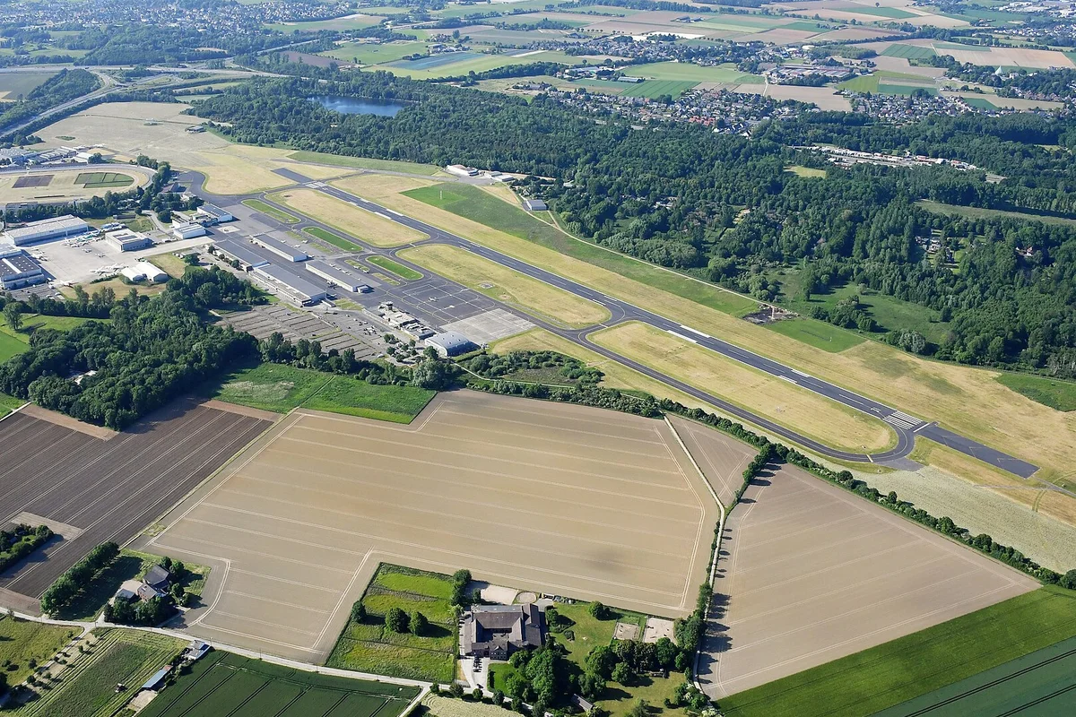 Flughafen Mönchengladbach, Ort des Projekts