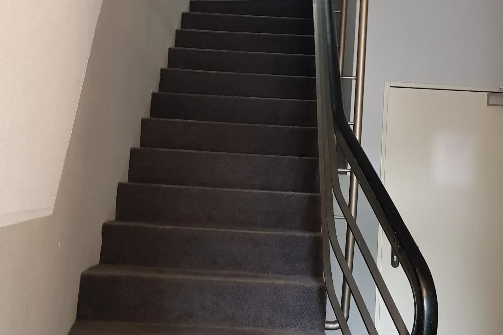 Treppenhaus nach dem Umbau, September 2021