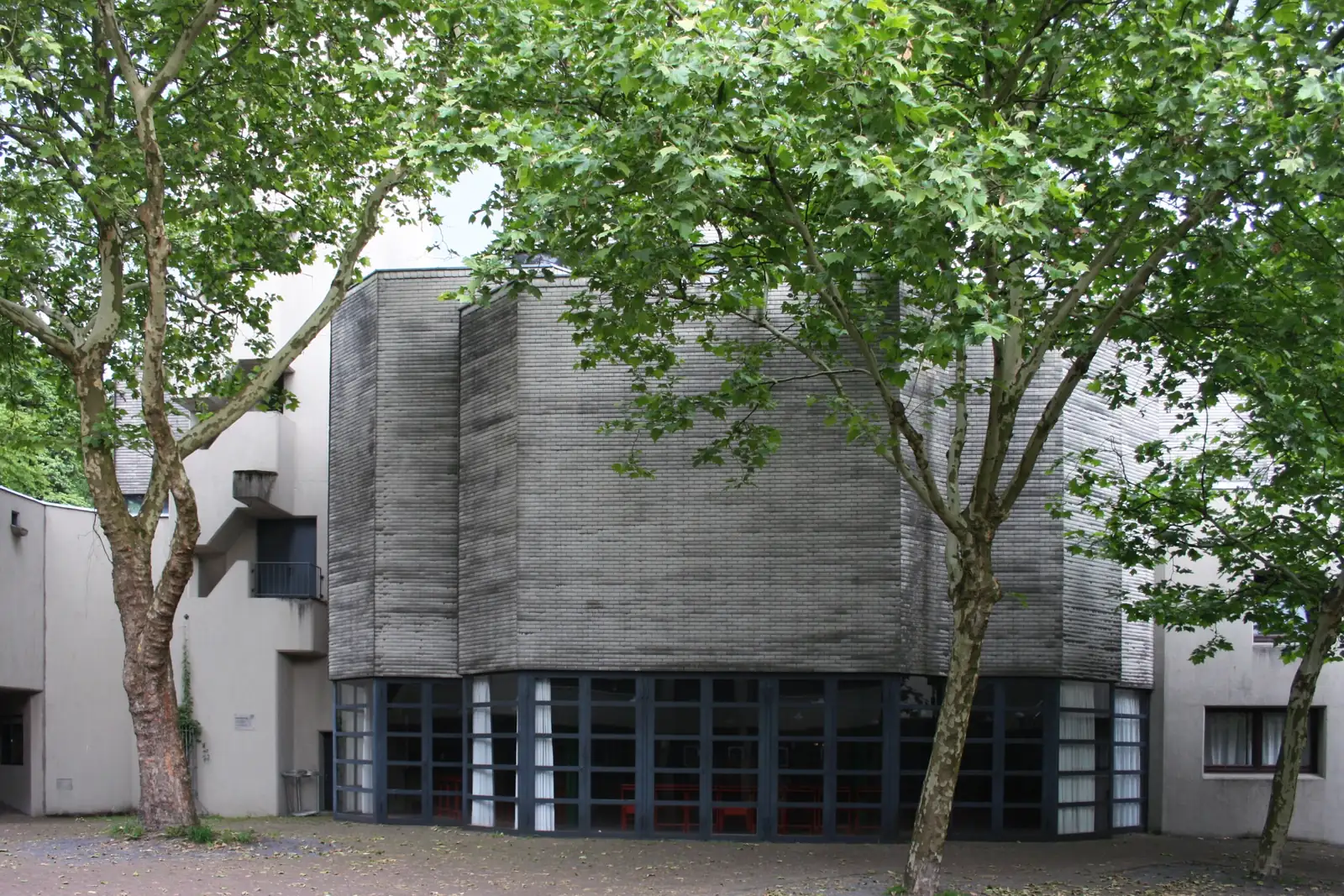 Heilig-Geist-Kirche in Erkrath-Sandheide